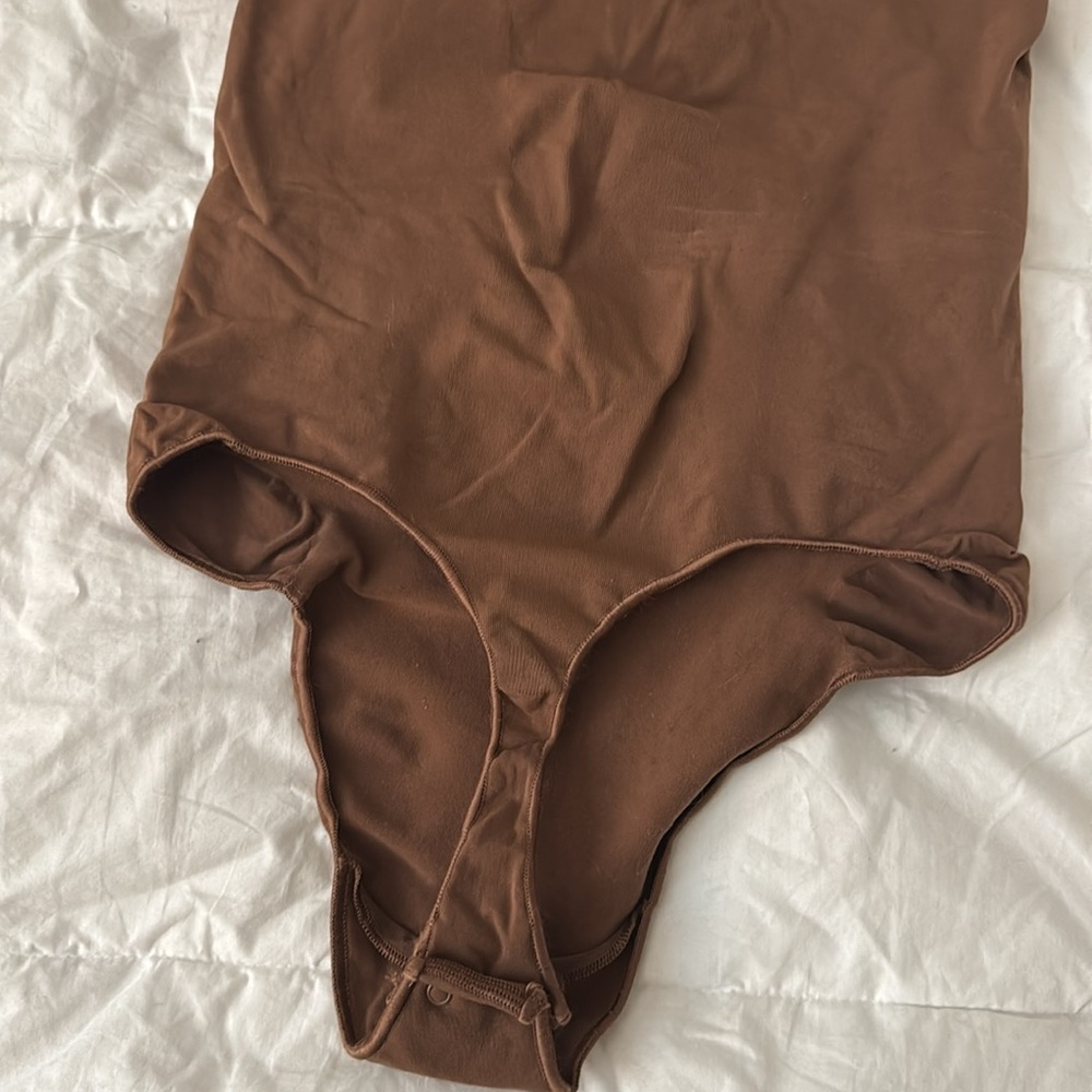 Skims seamless sculpt thong bodysuit 3xl - Picture 5 of 6